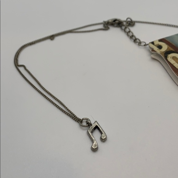 Fashion Jewelry Necklace - Picture 2 of 3